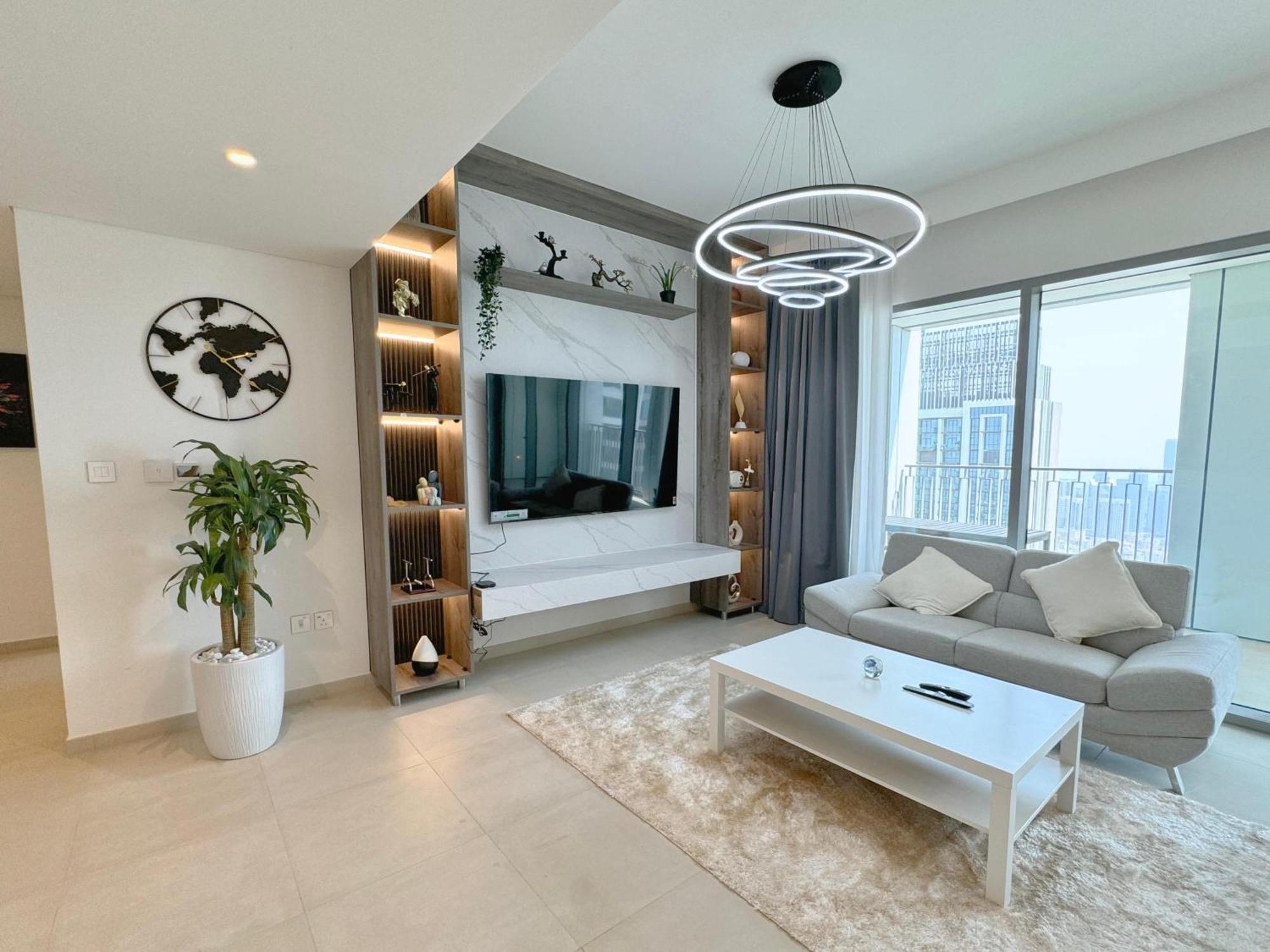 Dvr 4 Bedroom Available In Downtown View 2 * Dubai